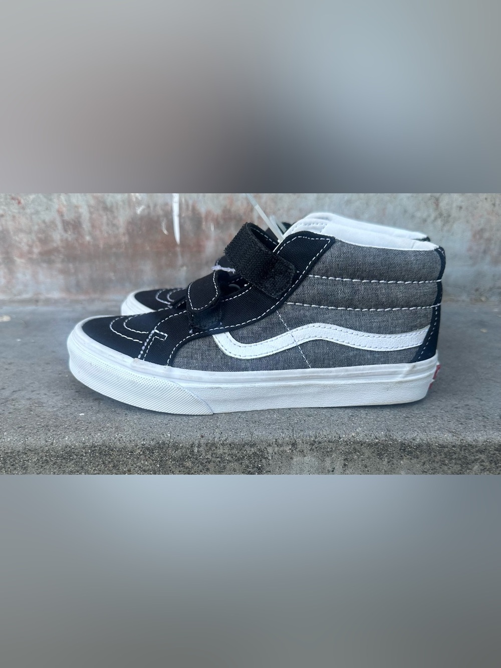 Vans White Size Label on Blue Textile SIZE 3Y unisex Velcro